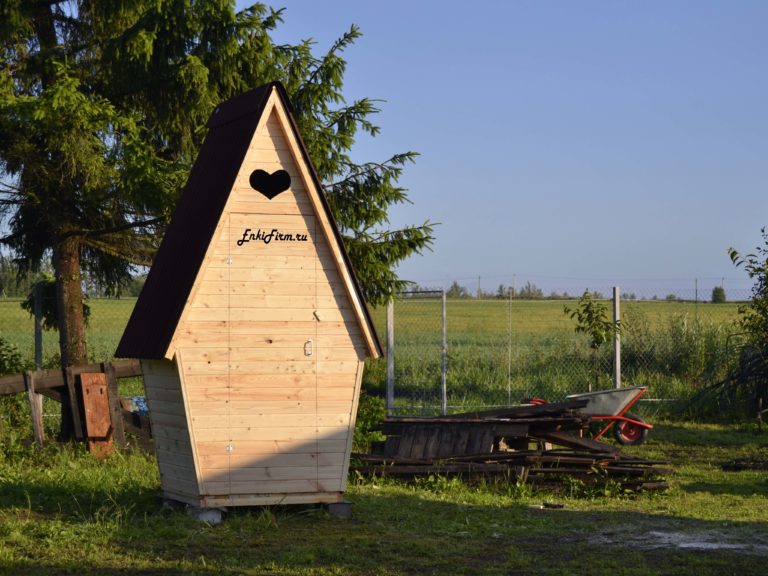 Дачный туалет "Теремок" для дачи от EnkiFirm п. Норское Ярославской области