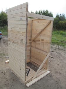 Собираем деревянный туалет